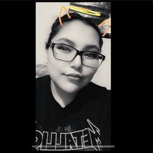 Meet your Posher, Deanne